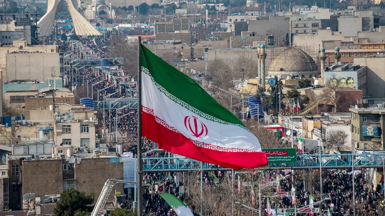 ইরানের অস্থির পরিস্থিতিতে মার্কিন নাগরিকদের দেশ ছাড়ার নির্দেশ